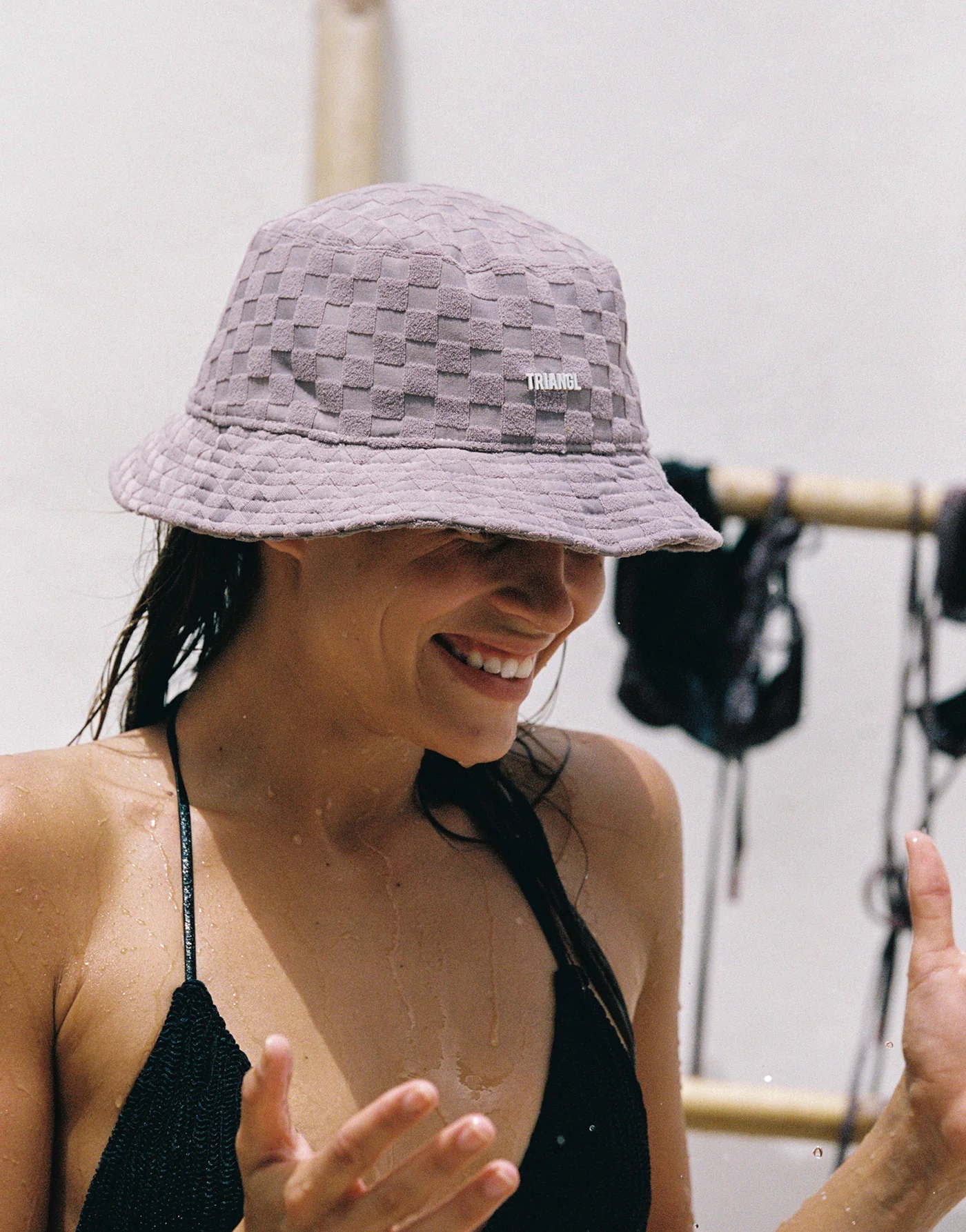 BOEY - DEIA Bucket Hat - Image 7